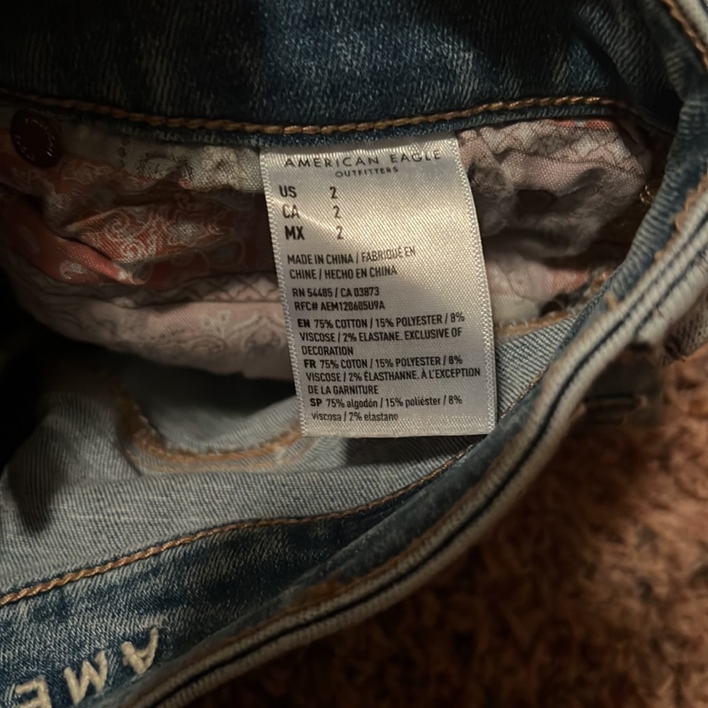 Good condition Jean shorts! - Picture 7 of 9